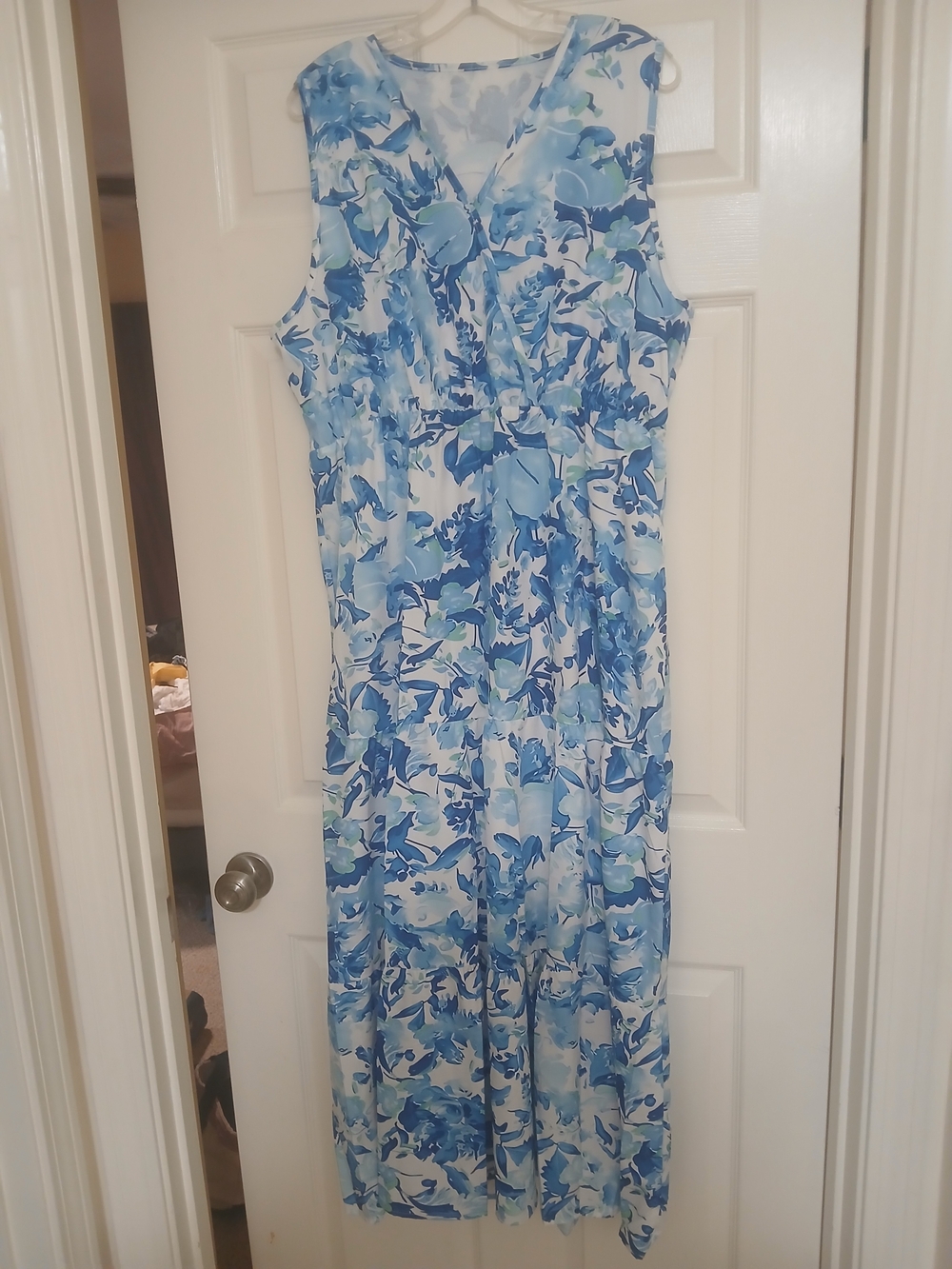 Amazon Essentials Blue and White Floral Maxi Dress - Picture 2 of 3